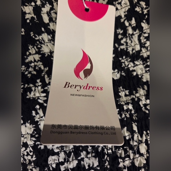 Berydress Black White Floral Smocked Midi Dress Puff Sleeve Square Neck - Picture 6 of 7